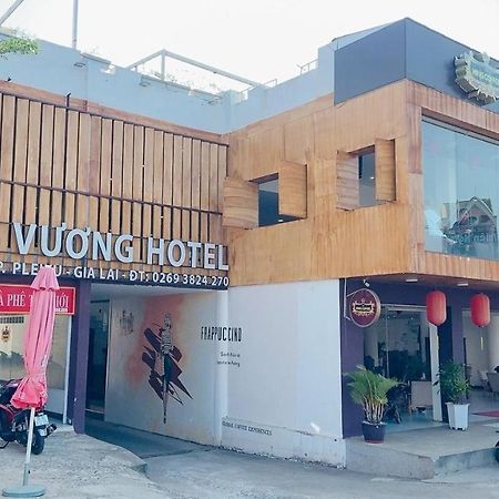 פלייקו Hung Vuong Hotel מראה חיצוני תמונה