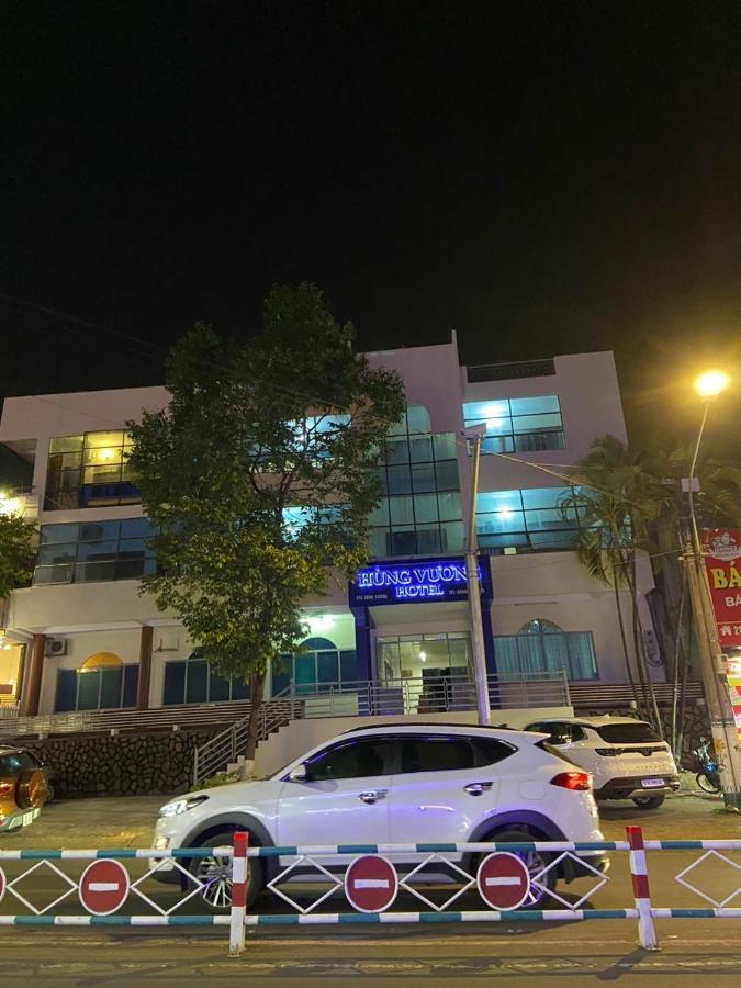 פלייקו Hung Vuong Hotel מראה חיצוני תמונה