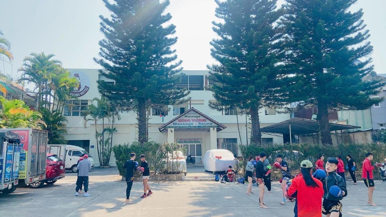 פלייקו Hung Vuong Hotel מראה חיצוני תמונה