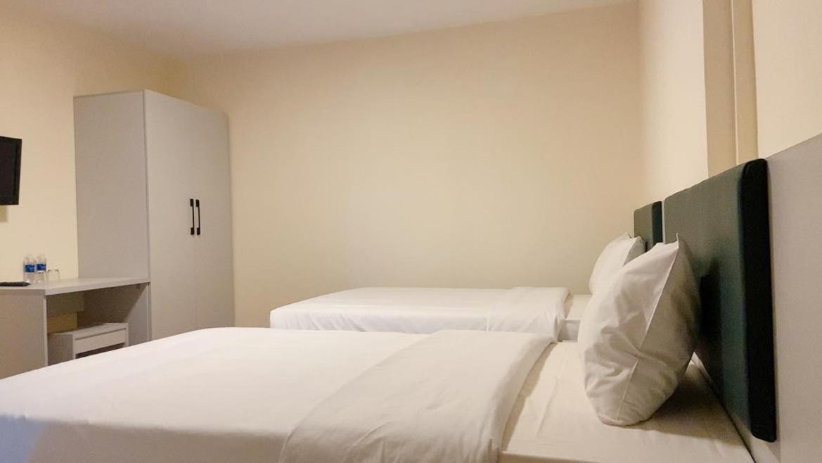 פלייקו Hung Vuong Hotel מראה חיצוני תמונה