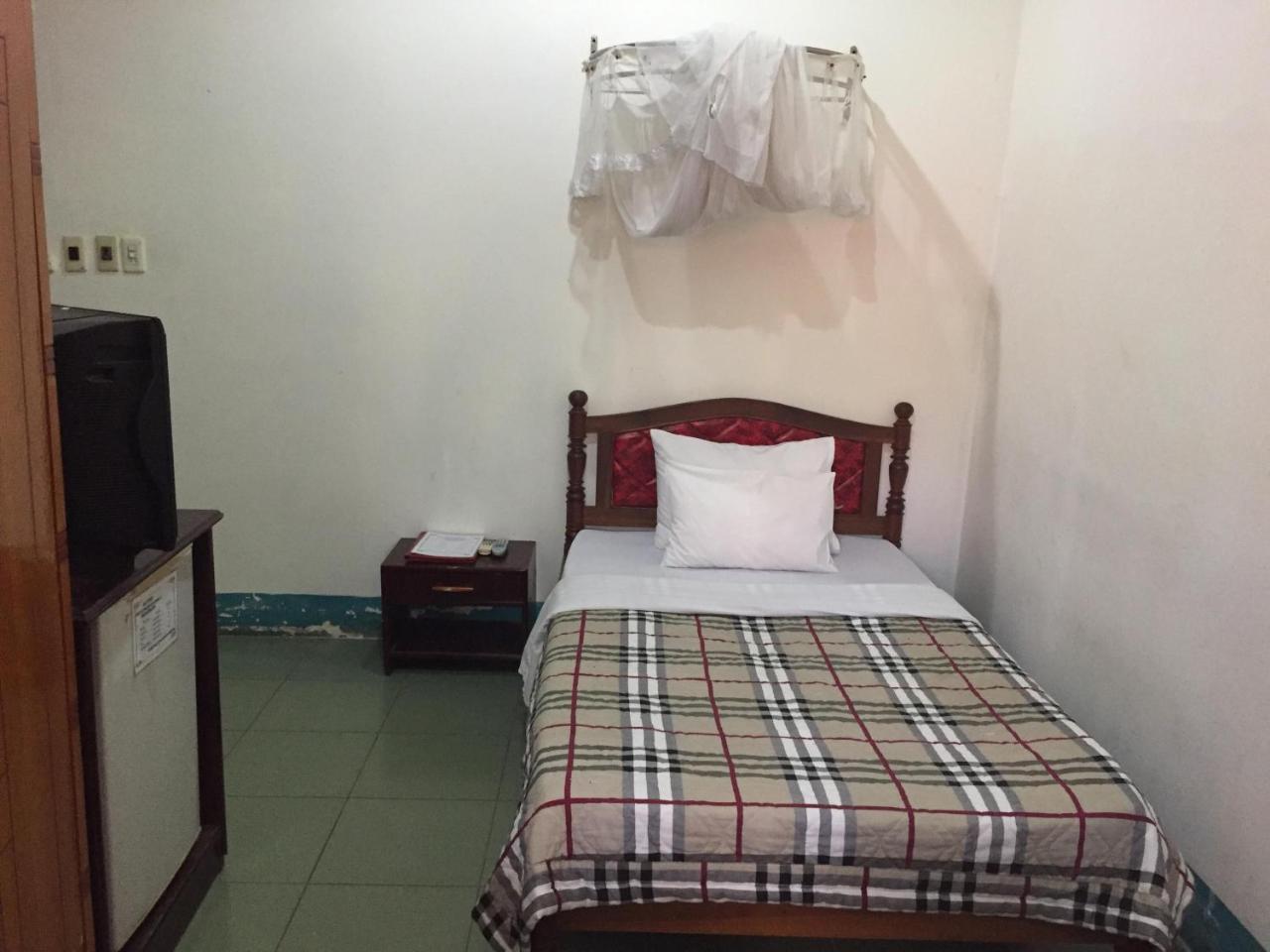 פלייקו Hung Vuong Hotel מראה חיצוני תמונה